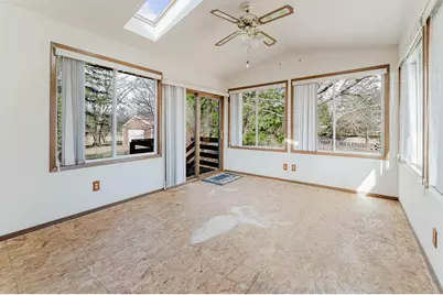 8480 Shirley Court, Winneconne, WI 54986 - Photo 9