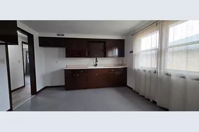 7930 W Congress Street, Milwaukee, WI 53218 - Photo 11