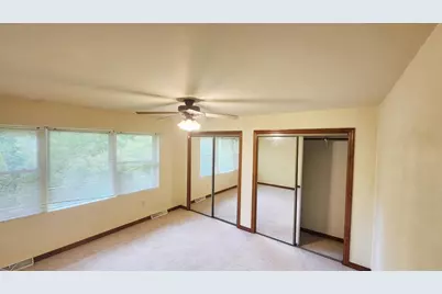 715 Edge Point Court #2, De Pere, WI 54115 - Photo 17