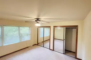 715 Edge Point Ct, De Pere, WI 54115 - Photo 17