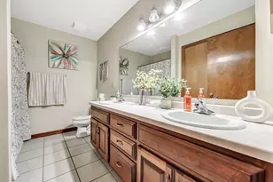 715 Edge Point Ct, De Pere, WI 54115 - Photo 17