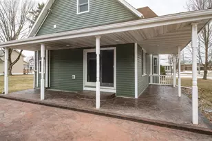 215 Alfred St, Weyauwega, WI 54983 - Photo 21