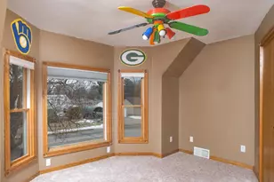 215 E Alfred St, Weyauwega, WI 54983 - Photo 37