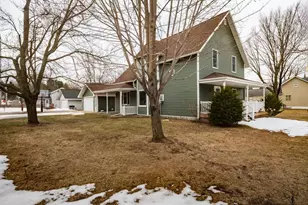 215 Alfred St, Weyauwega, WI 54983 - Photo 13