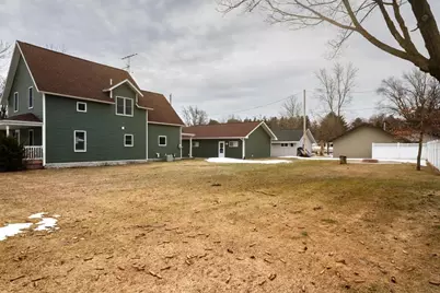 215 Alfred Street, Weyauwega, WI 54983 - Photo 17