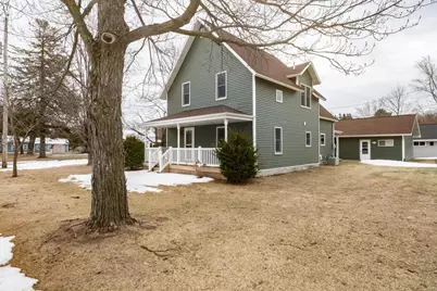 215 Alfred Street, Weyauwega, WI 54983 - Photo 15
