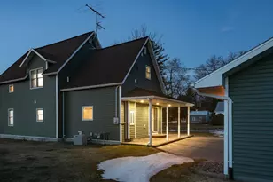 215 Alfred St, Weyauwega, WI 54983 - Photo 5