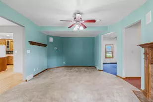 215 E Alfred St, Weyauwega, WI 54983 - Photo 23
