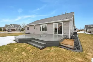 1372 Lear Ln, De Pere, WI 54115 - Photo 5