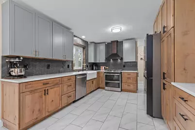 200 Fox Fire Drive, Oshkosh, WI 54904 - Photo 9