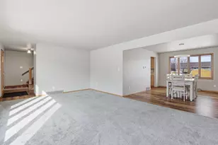 1894 Susan Ave, Neenah, WI 54956 - Photo 7