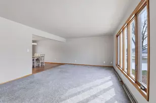 1894 Susan Ave, Neenah, WI 54956 - Photo 5