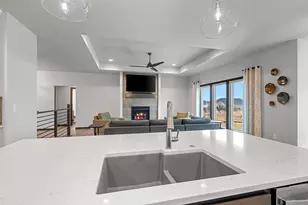 1567 Brayden Ln, De Pere, WI 54115 - Photo 15