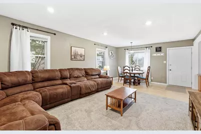 1779 Badger Street, Green Bay, WI 54303 - Photo 9