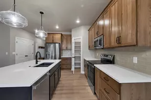 4975 Water Mint Ct, Green Bay, WI 54313 - Photo 15