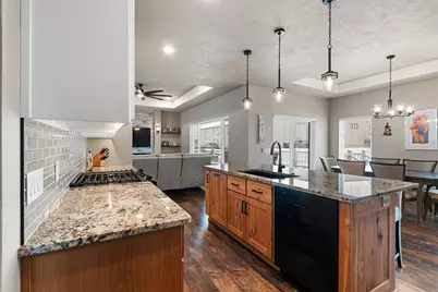 1667 Torchwood Trail, De Pere, WI 54115 - Photo 5