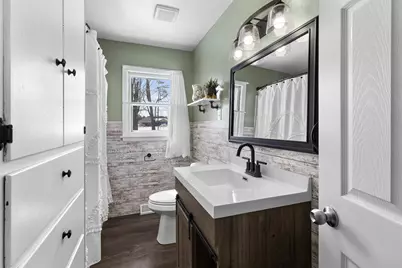 1017 Edgewood Circle, Marinette, WI 54143 - Photo 11