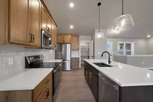 4981 Water Mint Ct, Green Bay, WI 54313 - Photo 7