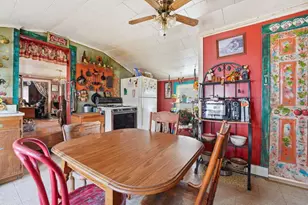 353 W 18th Ave, Oshkosh, WI 54902 - Photo 7