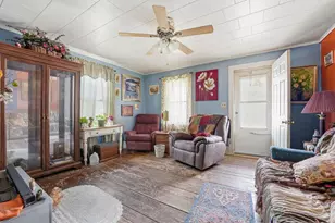 353 W 18th Ave, Oshkosh, WI 54902 - Photo 3