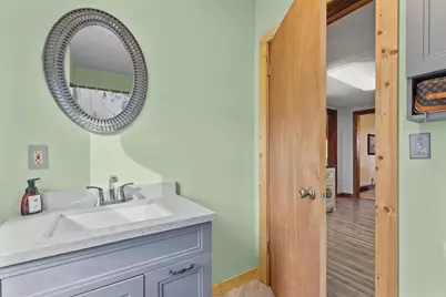 514 E Beacon Avenue, New London, WI 54961 - Photo 9
