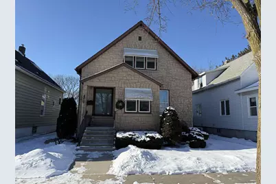 1439 10th Street, Marinette, WI 54143 - Photo 1