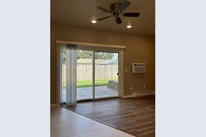 1747 Oakdale Avenue, Green Bay, WI 54302 - Photo 33