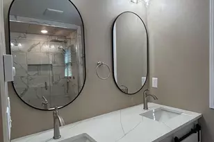 1747 Oakdale Ave, Green Bay, WI 54302 - Photo 7