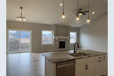 N9246 Homestead Lane, Appleton, WI 54915 - Photo 3