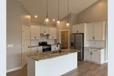 N9246 Homestead Lane, Appleton, WI 54915 - Photo 7