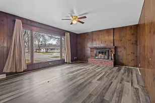 1103 Valley Ln, Shawano, WI 54166 - Photo 7