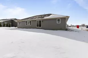 378 Pauls Pl, Oshkosh, WI 54904 - Photo 35