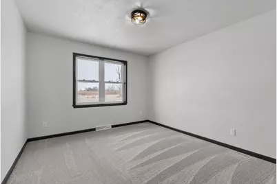 378 Pauls Place, Oshkosh, WI 54904 - Photo 25