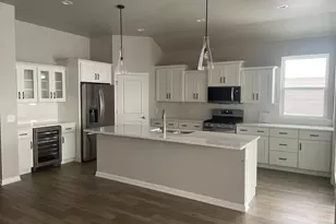 2426 Orion Cir, Green Bay, WI 54311 - Photo 3