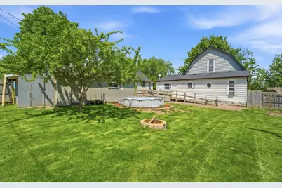 418 E Hancock Street, New London, WI 54961 - Photo 23