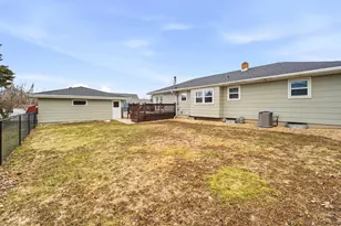 325 Quincy Ave, Omro, WI 54963 - Photo 23