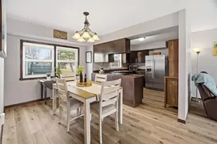 325 Quincy Ave, Omro, WI 54963 - Photo 5