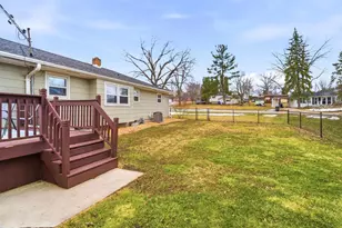 325 Quincy Ave, Omro, WI 54963 - Photo 21