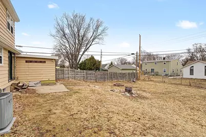 927 Spence Street, Green Bay, WI 54304 - Photo 35