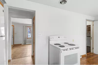 927 Spence Street, Green Bay, WI 54304 - Photo 11