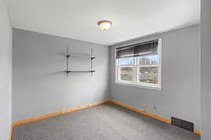 927 Spence St, Green Bay, WI 54304 - Photo 21