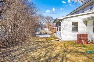 611 Chatham Ct, Neenah, WI 54956 - Photo 45