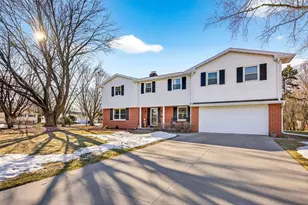 611 Chatham Ct, Neenah, WI 54956 - Photo 39