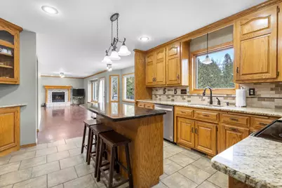 2443 Ravine Court, Green Bay, WI 54313 - Photo 11