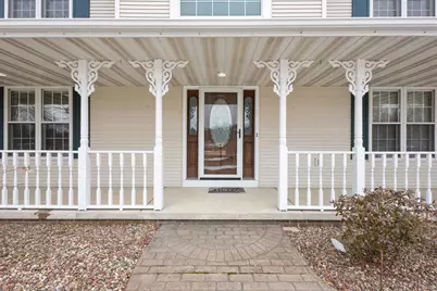 2443 Ravine Court, Green Bay, WI 54313 - Photo 3