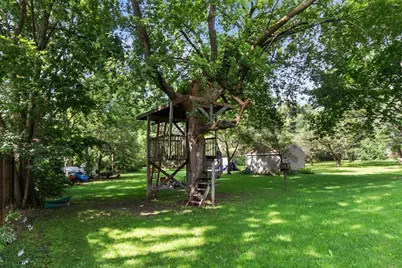 419 Maple Lane, Neenah, WI 54956 - Photo 11