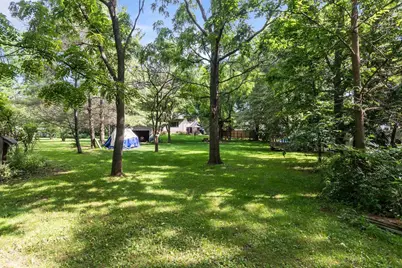 419 Maple Lane, Neenah, WI 54956 - Photo 9