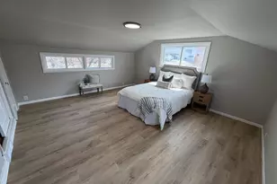 745 Carver Ln, Menasha, WI 54952 - Photo 5