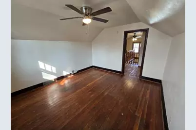 217 E Center Street, Shawano, WI 54166 - Photo 15