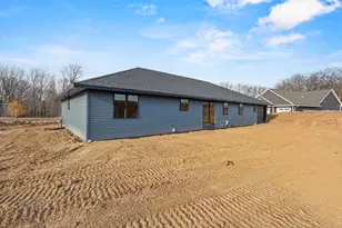 3382 Largo Ridge Ct, Green Bay, WI 54311 - Photo 11